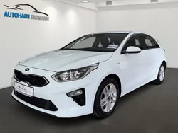 Weiß Gebraucht 2021 Kia Ceed Limousine | 17.899 € (Fairer Preis)