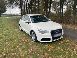 Weiß Gebraucht 2012 Audi A1 Comfort Kleinwagen | 7.500 € (Fairer Preis)