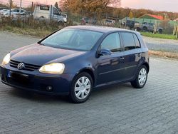 Blau Gebraucht 2005 VW Golf V Kleinwagen | 2.899 € (Fairer Preis)