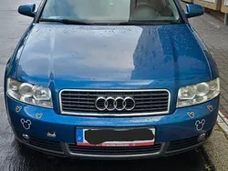 Blau Gebraucht 2002 Audi A4 Kombi | 1.800 € (Guter Preis)