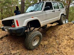 Weiß Gebraucht 1999 Jeep Cherokee SUV | 14.990 €