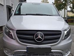 Silber Gebraucht 2023 Mercedes Vito Kombi | 48.950 € (Etwas zu teuer)