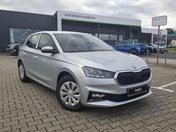 Silber (brilliantsilber metallic) Neu 2025 Skoda Fabia Essence Limousine | 18.285 € (Fairer Preis)