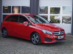 Rot Gebraucht 2016 Mercedes B220 Van / Kleinbus | 17.490 € (Fairer Preis)