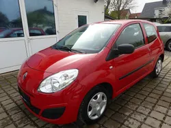 Rot Gebraucht 2010 Renault Twingo Kleinwagen | 3.890 € (Etwas zu teuer)