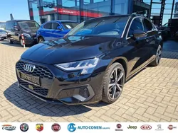 Mythosschwarz metallic (schwarz) Gebraucht 2022 Audi A3 Business Limousine | 34.880 €