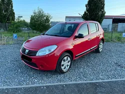 Rot Gebraucht 2009 Dacia Sandero Kleinwagen | 690 € (Guter Preis)