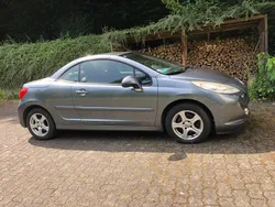 Grau Gebraucht 2008 Peugeot 207 CC Cabrio | 1.000 € (Guter Preis)