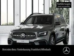 Kosmosschwarz Gebraucht 2024 Mercedes GLB200 AMG SUV | 50.450 € (Teuer)