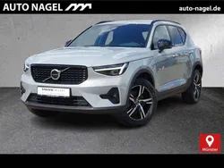 Vapour grey / Gebraucht 2024 Volvo XC40 Plus SUV | 35.800 € (Fairer Preis)