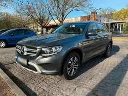 Grau Gebraucht 2017 Mercedes GLC220 SUV | 19.990 € (Etwas zu teuer)