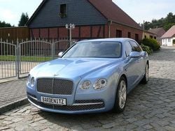Eisblaumet. Gebraucht 2014 Bentley Flying Spur Limousine | 54.000 €