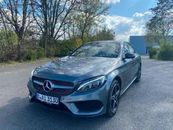 Grau Gebraucht 2018 Mercedes C220 AMG line Limousine | 16.900 € (Fairer Preis)