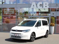 Weiß Gebraucht 2023 VW Caddy California Van / Kleinbus | 36.900 € (Etwas zu teuer)