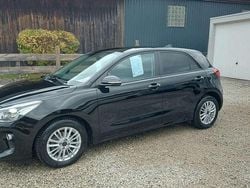(abp) auroraschwarz met. Gebraucht 2019 Kia Rio DREAM-TEAM Edition Limousine | 12.950 € (Fairer Preis)