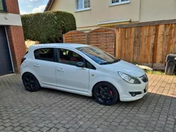 Weiß Gebraucht 2009 Opel Corsa Limousine | 2.999 €