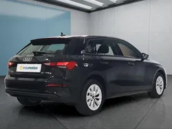 Schwarz Gebraucht 2022 Audi A3 e-tron Kleinwagen | 23.049 € (Guter Preis)