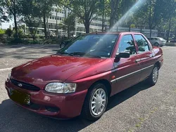 Rot Gebraucht 1997 Ford Escort Limousine | 4.800 € (Teuer)