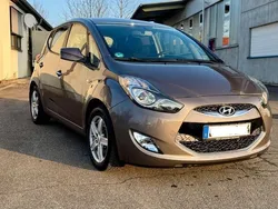 Braun Gebraucht 2011 Hyundai ix20 Comfort Van / Kleinbus | 5.599 € (Guter Preis)