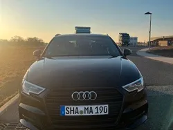 Schwarz Gebraucht 2019 Audi A3 Sportback Design Limousine | 21.400 € (Fairer Preis)