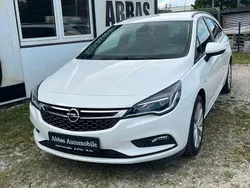 Schneeweiss/summitwhite/arctic Gebraucht 2019 Opel Astra Kombi | 9.900 € (Fairer Preis)