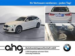 Weiß Gebraucht 2022 BMW 320 Sport Line Kombi | 27.690 € (Fairer Preis)
