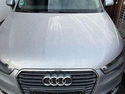 Silber Gebraucht 2015 Audi A1 Sportback Attraction Kleinwagen | 7.800 € (Guter Preis)