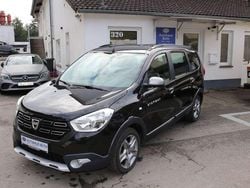 Schwarz Gebraucht 2020 Dacia Lodgy Stepway Van / Kleinbus | 12.350 € (Fairer Preis)