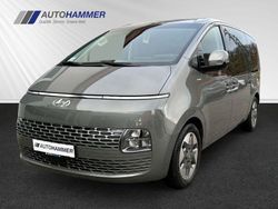 Grau Gebraucht 2024 Hyundai Staria Prime Van | 47.330 € (Fairer Preis)