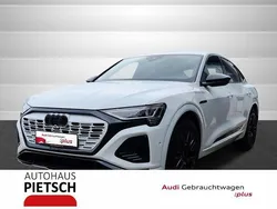Gletscherweiß metallic Gebraucht 2024 Audi Q8 Sportback e-tron S-Line SUV | 66.660 € (Guter Preis)