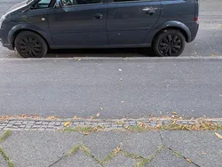 Blau Gebraucht 2006 Opel Meriva Cosmo Van / Kleinbus | 1.400 € (Superpreis)