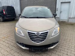 Beige Gebraucht 2011 Lancia Ypsilon Gold Kleinwagen | 4.899 € (Guter Preis)