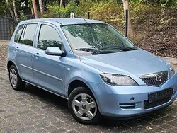Blau Gebraucht 2006 Mazda 2 Kombi | 2.750 €