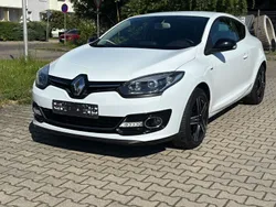 Weiß Gebraucht 2014 Renault Mégane III Bose Edition Coupé | 5.999 € (Fairer Preis)