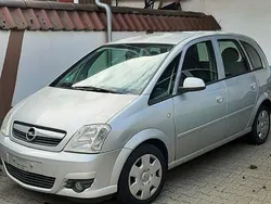 Silber Gebraucht 2007 Opel Meriva Cosmo Van / Kleinbus | 1.800 € (Fairer Preis)