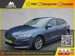 Chrome blue metallic Gebraucht 2024 Ford Focus Titanium Limousine | 20.790 € (Guter Preis)
