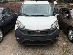 Weiß Gebraucht 2020 Fiat Doblò Connect Van / Kleinbus | 7.990 € (Guter Preis)