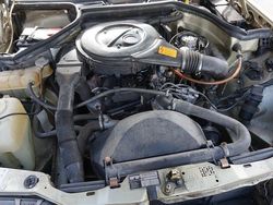 Grün Gebraucht 1984 Mercedes 200 Limousine | 5.999 €