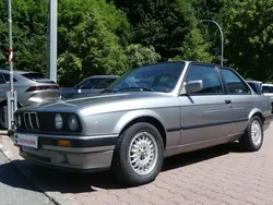 Grau Gebraucht 1989 BMW 316 Coupé | 11.990 €