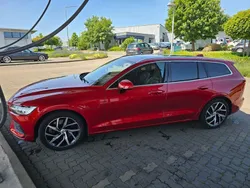 Rot Gebraucht 2020 Volvo V60 Inscription Kombi | 30.999 € (Fairer Preis)