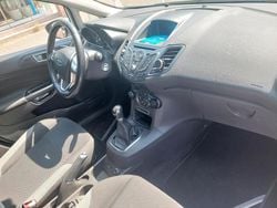 Weiß Gebraucht 2015 Ford Fiesta Kleinwagen | 6.450 € (Superpreis)