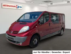 Rot Gebraucht 2009 Nissan Primastar Van / Kleinbus | 5.599 €
