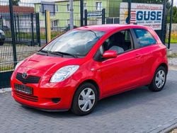 Rot Gebraucht 2007 Toyota Yaris Kleinwagen | 3.000 €