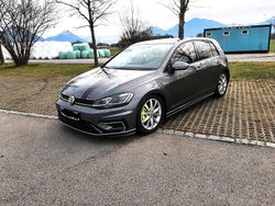 Grau Gebraucht 2019 VW Golf VII Highline Limousine | 14.190 € (Guter Preis)
