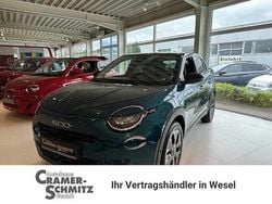 Grün Neu 2025 Fiat 600E La Prima Limousine | 32.990 €