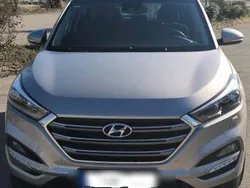 Gold Gebraucht 2016 Hyundai Tucson SUV | 17.899 € (Fairer Preis)