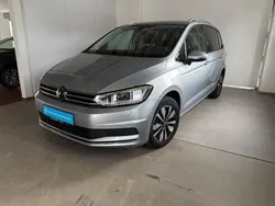 Silber Gebraucht 2024 VW Touran Move Van / Kleinbus | 38.950 € (Etwas zu teuer)