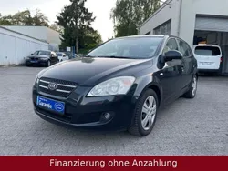 Schwarz Gebraucht 2007 Kia Ceed 2 Limousine | 2.490 €