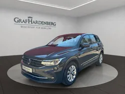 Grau Gebraucht 2022 VW Tiguan SUV | 28.888 € (Guter Preis)