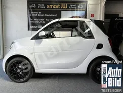 Weiß Gebraucht 2019 Smart ForTwo Cabrio Cabrio | 26.999 € (Etwas zu teuer)
